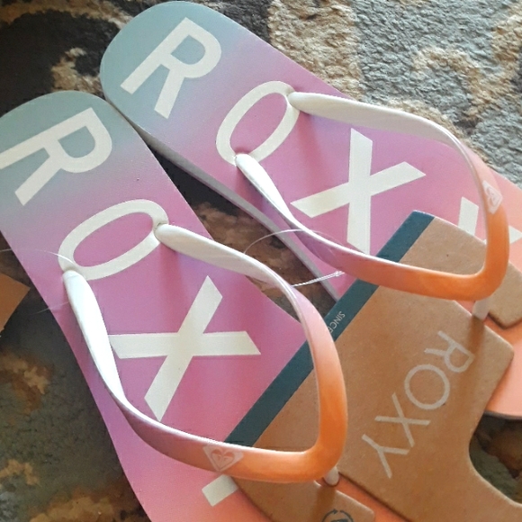 4x*Host Pick*Roxy adorable flip flop sandals - Picture 8 of 16